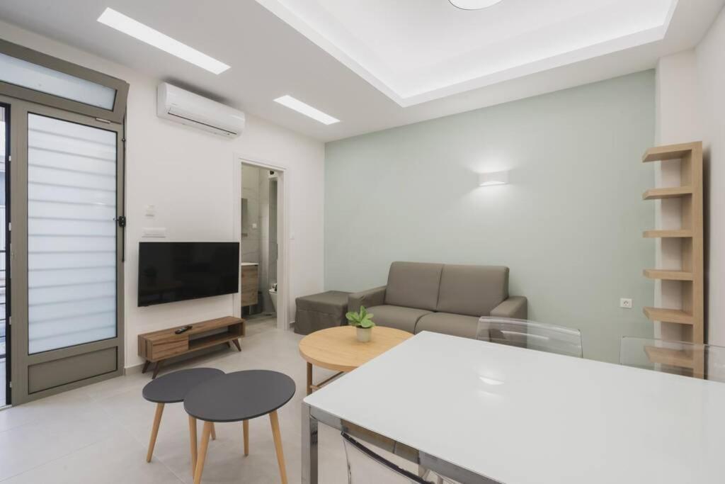 Peris 3 - Central Apt Near Old Town - Ac, Wifi Chania  Luaran gambar